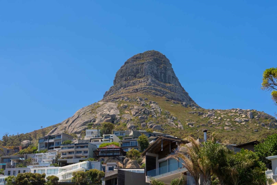 To Let 2 Bedroom Property for Rent in Bantry Bay Western Cape